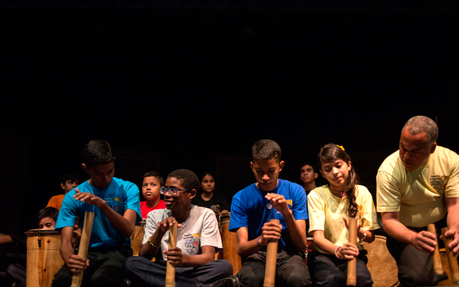 04-pequeños-percusionistas